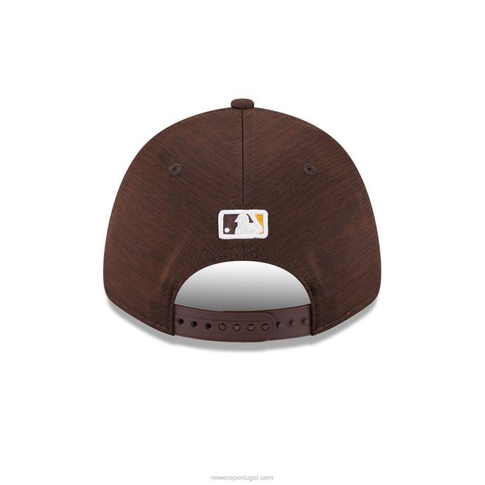 FFTN1513 New Era boné ajustável san diego padres mlb clubhouse brown 9forty