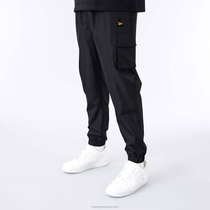 FFTN2610 New Era calça cargo preta