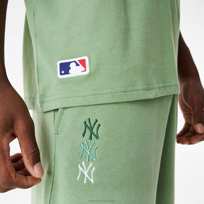 FFTN2855 New Era New York Yankees mlb camiseta oversized verde com logo empilhado