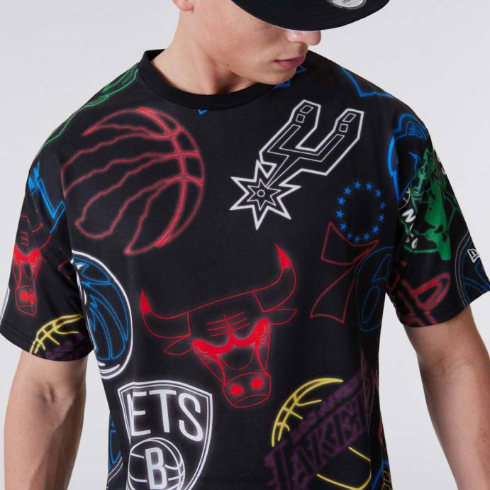 FFTN2859 New Era nba t-shirt preta com estampa neon