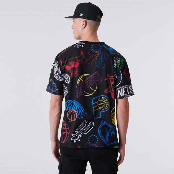 FFTN2859 New Era nba t-shirt preta com estampa neon