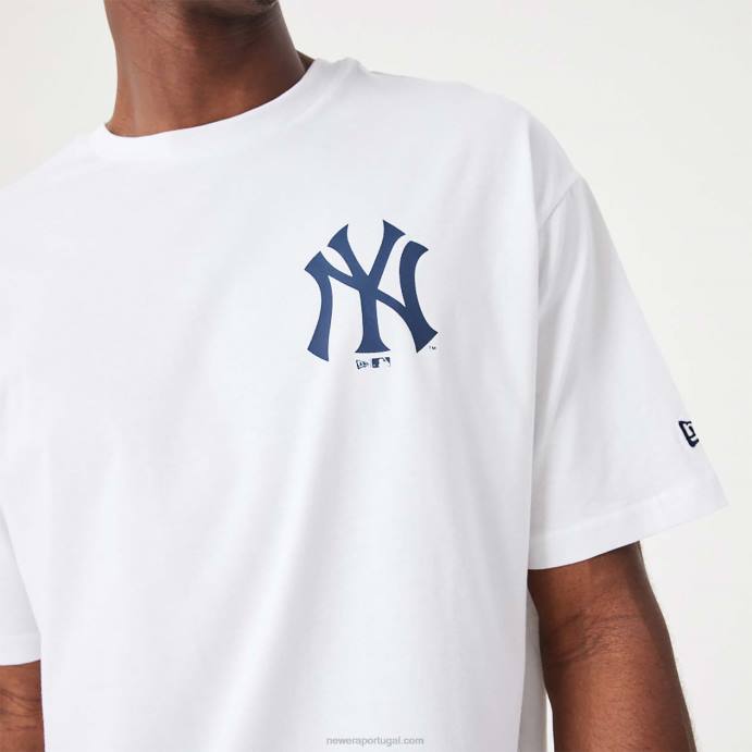 FFTN2880 New Era t-shirt oversized branca com estampa traseira new york yankees mlb