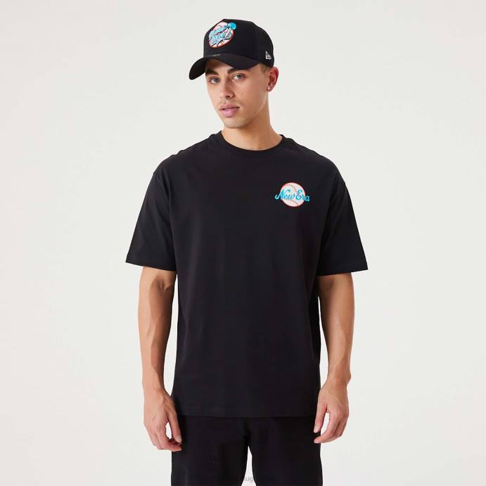 FFTN2886 New Era t-shirt oversized preta com gráfico de basebol Heritage
