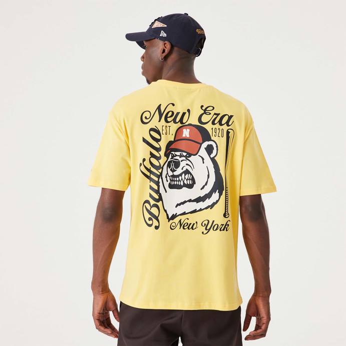 FFTN2900 New Era t-shirt oversized amarela escura com gráfico de ursos Heritage