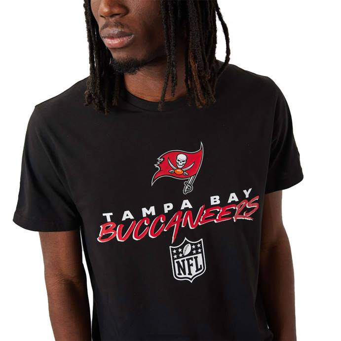 FFTN2921 New Era camiseta preta tampa bay buccaneers nfl script