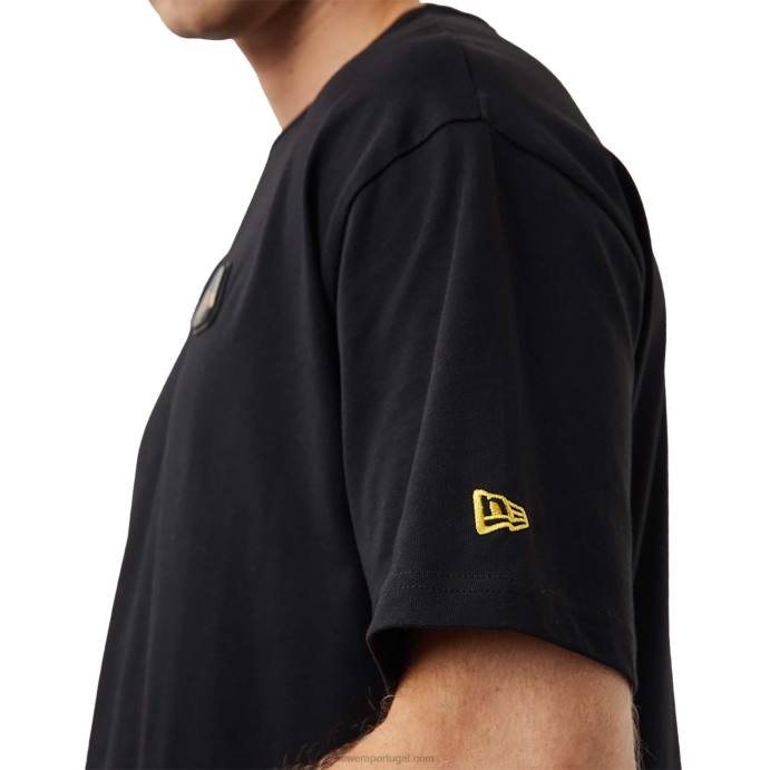 FFTN2948 New Era camiseta oversized preta com remendo de borracha