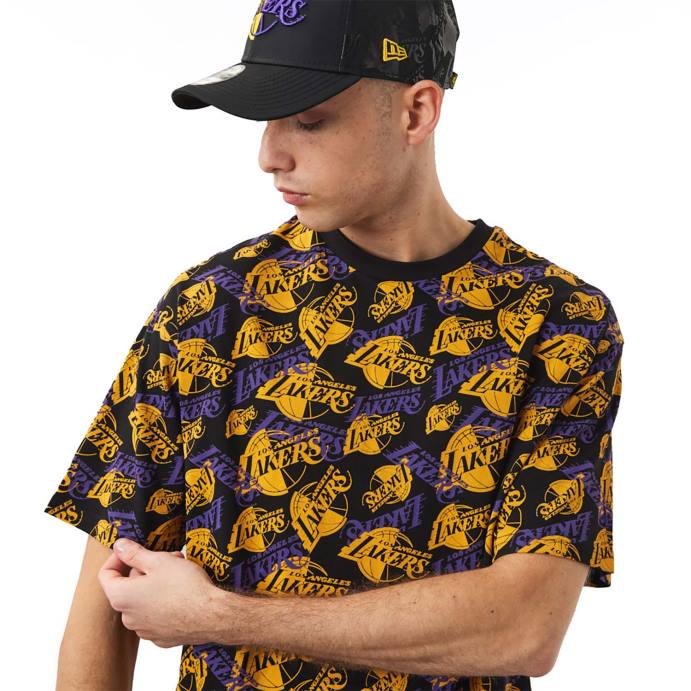 FFTN3045 New Era camiseta oversized preta com estampa de logo la lakers