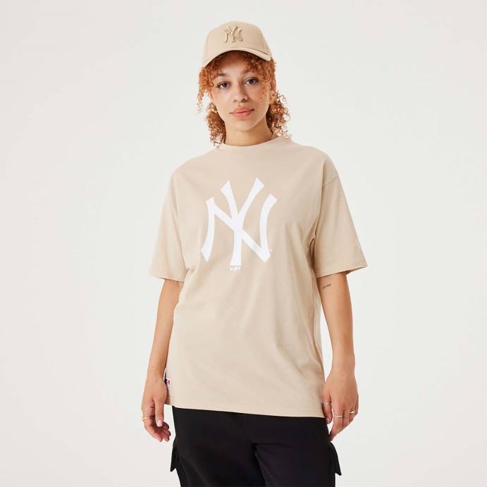 FFTN3054 New Era t-shirt oversized bege claro essencial new york yankees mlb league