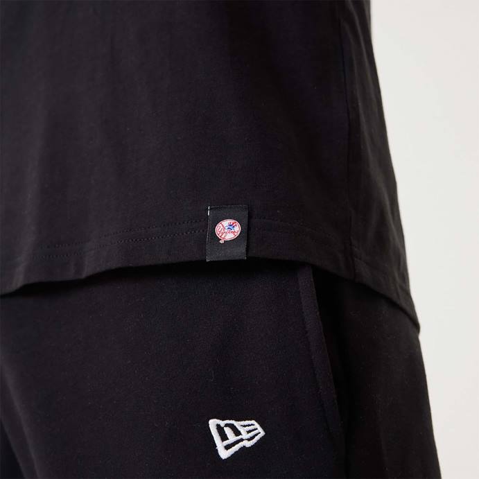 FFTN3083 New Era New York Yankees MLB Drip Logo T-shirt preta
