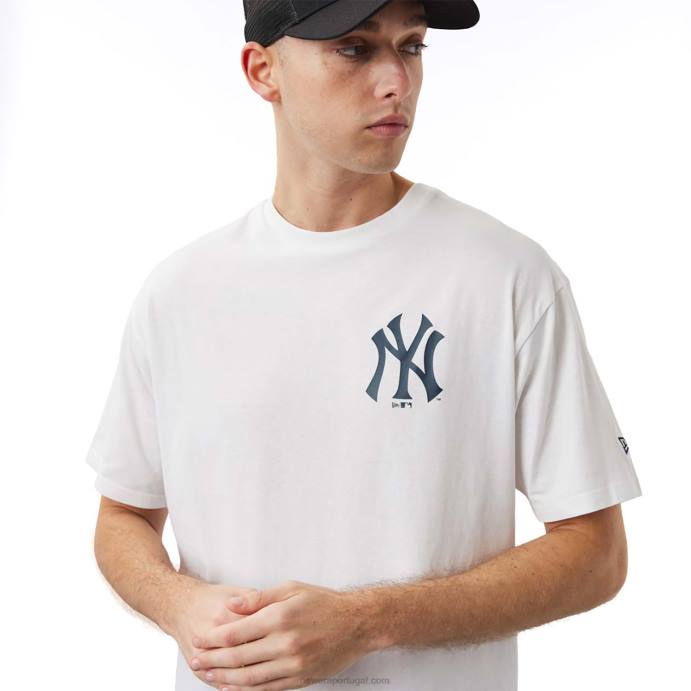 FFTN3088 New Era New York Yankees MLB City Camiseta oversized branca com estampa