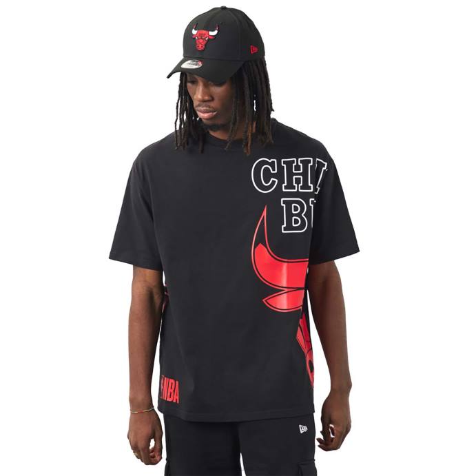 FFTN3141 New Era camiseta preta chicago bulls nba side logo