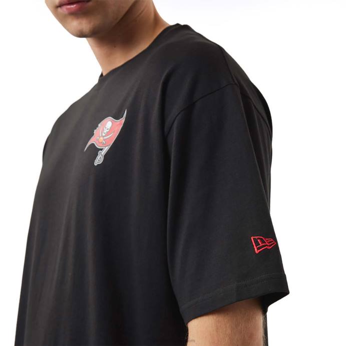 FFTN3156 New Era Tampa Bay Buccaneers Logotipo da NFL Camiseta oversized preta
