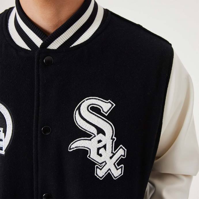 FFTN2567 New Era Chicago White Sox MLB Heritage Jaqueta Preta Varsity
