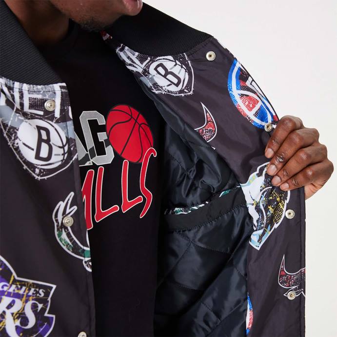 FFTN2571 New Era nba all over estampada logos da equipe jaqueta bomber preta
