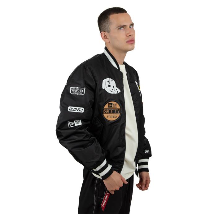 FFTN2580 New Era Jaqueta bomber preta reversível Alpha Industries