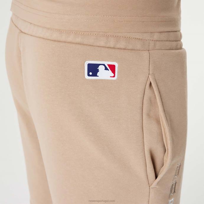 FFTN2625 New Era detroit tigers mlb shorts marrons com logo empilhado