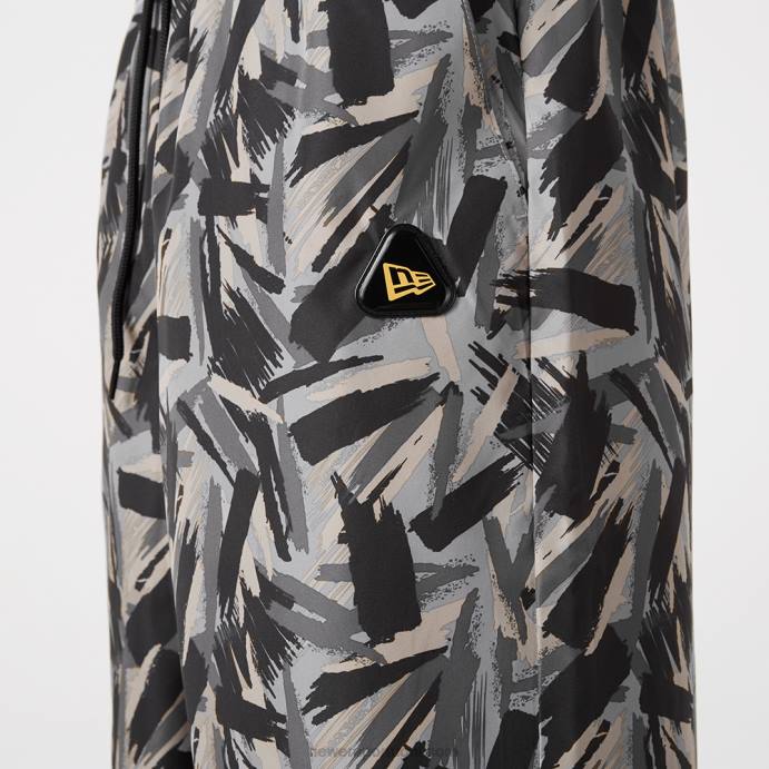 FFTN2634 New Era imprimir shorts cargo preto