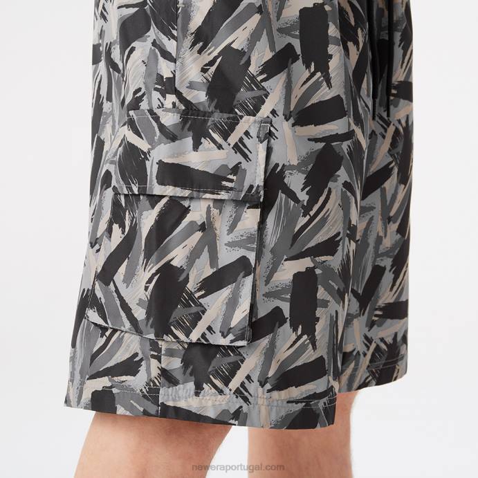 FFTN2634 New Era imprimir shorts cargo preto