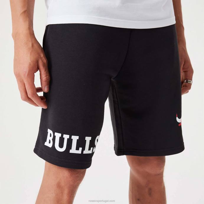 FFTN2635 New Era Chicago Bulls Short preto oversized nba wordmark
