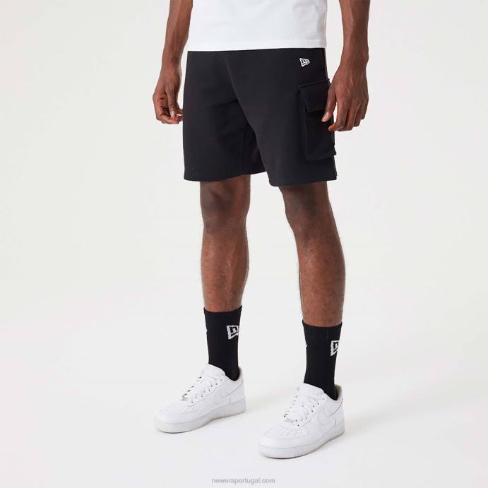 FFTN2646 New Era bermuda cargo preta essencial