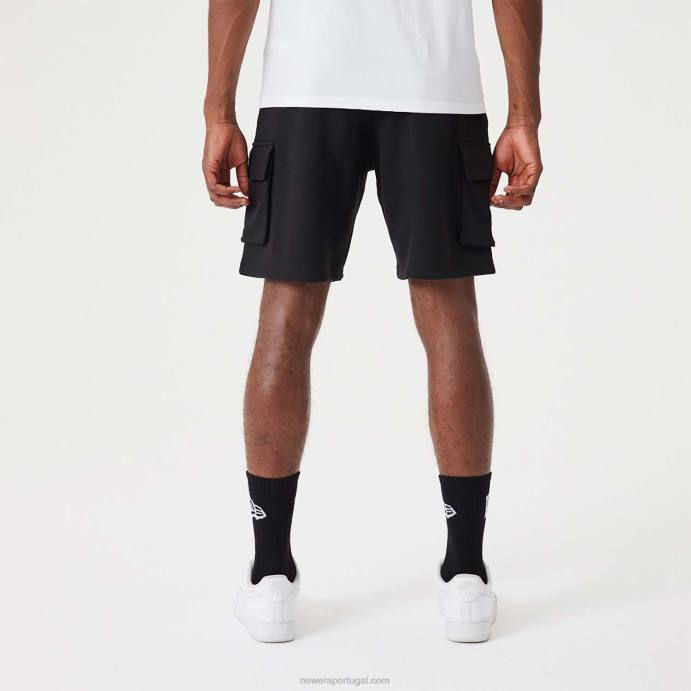 FFTN2646 New Era bermuda cargo preta essencial